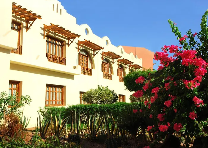 Resort Tropitel Oasis 4*