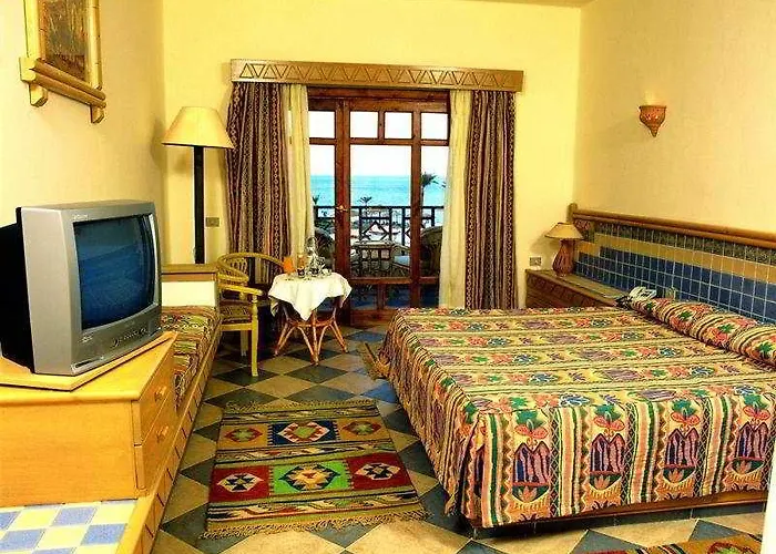 Resort Tropitel Oasis