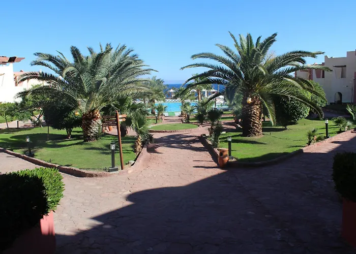 Tropitel Oasis Resort 4*